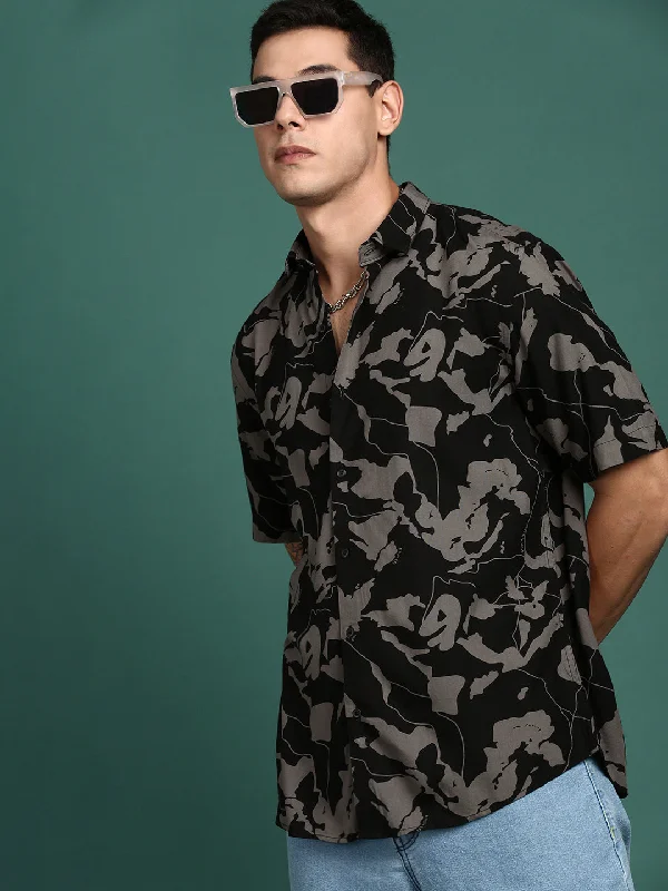 Men's Retro - Style Hawaiian Print Casual Shirts in Bold Patterns for a Tropical VacationMen Abstract Black Slim Fit Shirt Men's Retro - Style Hawaiian Print Casual Shirts in Bold Patterns for a Tropical VacationMen Abstract Black Slim Fit Shirt
