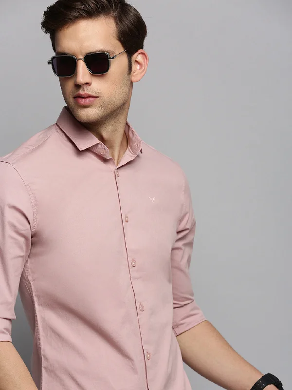 Plus Size Men's Striped Chambray Casual Shirts with a Spread Collar for a Preppy AppearanceMen Pink Solid Casual Shirt Plus Size Men's Striped Chambray Casual Shirts with a Spread Collar for a Preppy AppearanceMen Pink Solid Casual Shirt