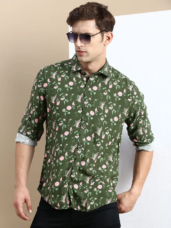 Men's Embroidered Detail Casual Shirts in Beige for a Touch of EleganceMen Green Printed Casual Shirt Men's Embroidered Detail Casual Shirts in Beige for a Touch of EleganceMen Green Printed Casual Shirt