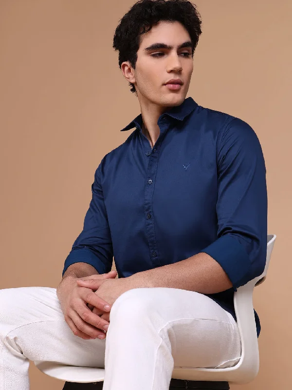 Men's Long - Line Oversized Casual Shirts in Dark Gray for a Relaxed and Modern LookMen Navy Blue Solid Shirt Men's Long - Line Oversized Casual Shirts in Dark Gray for a Relaxed and Modern LookMen Navy Blue Solid Shirt