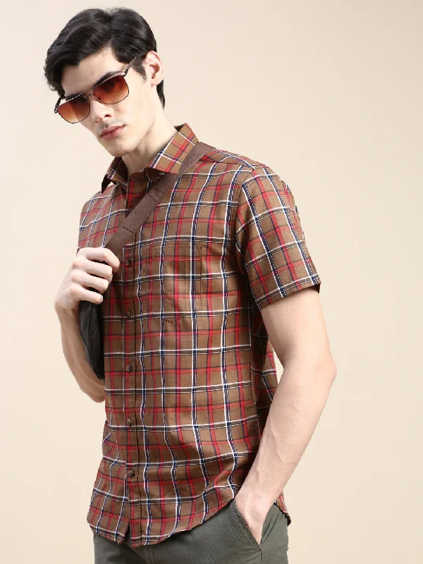 Men's Retro - Style Hawaiian Print Casual Shirts in Bold Patterns for a Tropical VacationMen Brown Checked Casual Shirt Men's Retro - Style Hawaiian Print Casual Shirts in Bold Patterns for a Tropical VacationMen Brown Checked Casual Shirt