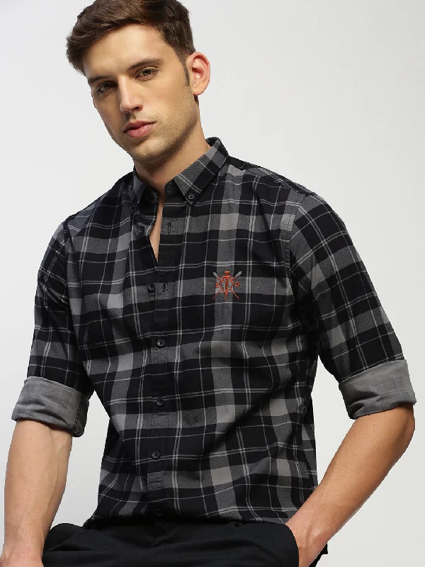 Men's Short - Sleeve Linen Casual Shirts in Light Khaki for a Breathable Summer OptionMen Grey Checked Shirt Men's Short - Sleeve Linen Casual Shirts in Light Khaki for a Breathable Summer OptionMen Grey Checked Shirt