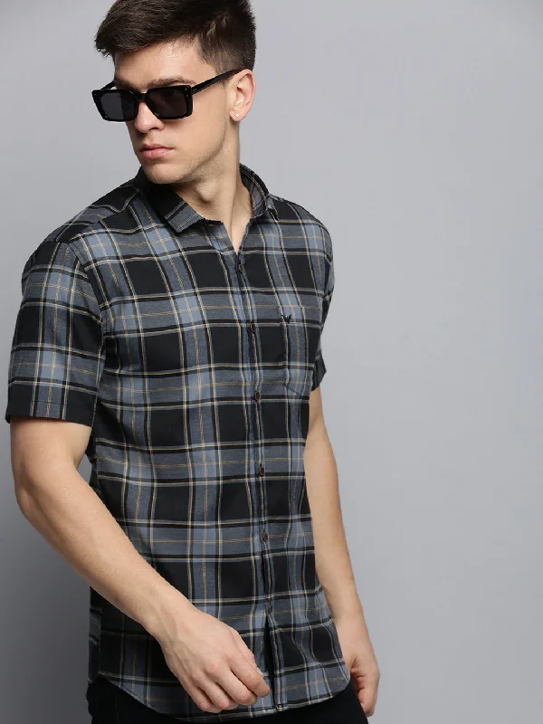 Men's Shearling - Lined Collar Casual Shirts in Brown for a Rustic and Warm AppealMen Grey Checked Casual Shirt Men's Shearling - Lined Collar Casual Shirts in Brown for a Rustic and Warm AppealMen Grey Checked Casual Shirt