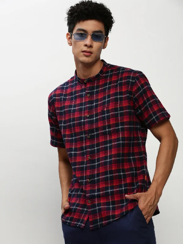 Plus Size Men's Striped Chambray Casual Shirts with a Spread Collar for a Preppy AppearanceMen Navy Checked Casual Casual Shirts Plus Size Men's Striped Chambray Casual Shirts with a Spread Collar for a Preppy AppearanceMen Navy Checked Casual Casual Shirts