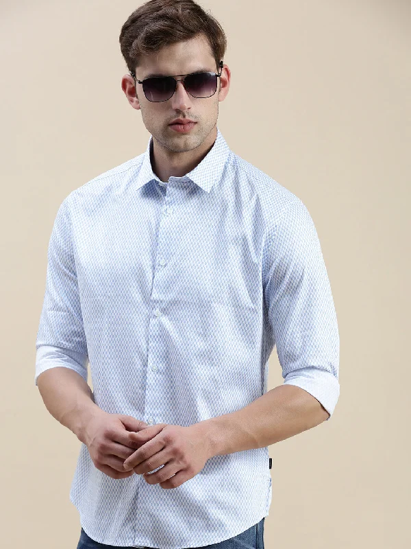 Plus Size Men's Striped Chambray Casual Shirts with a Spread Collar for a Preppy AppearanceMen White Geometrical Casual Shirt Plus Size Men's Striped Chambray Casual Shirts with a Spread Collar for a Preppy AppearanceMen White Geometrical Casual Shirt