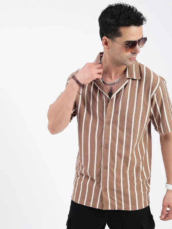 Men's Thermal - Lined Casual Shirts in Black for Added Warmth in Cold WeatherMen Striped Brown Relaxed Fit Shirt Men's Thermal - Lined Casual Shirts in Black for Added Warmth in Cold WeatherMen Striped Brown Relaxed Fit Shirt