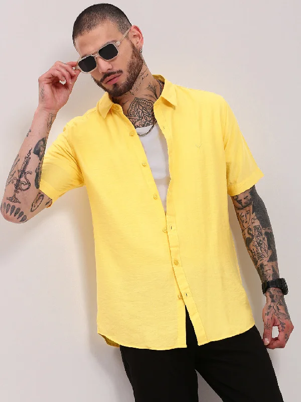 Plus Size Men's Plaid Flannel Casual Shirts in Earth Tones for a Cozy Fall OutfitMen Yellow Solid Slim Fit Shirt Plus Size Men's Plaid Flannel Casual Shirts in Earth Tones for a Cozy Fall OutfitMen Yellow Solid Slim Fit Shirt