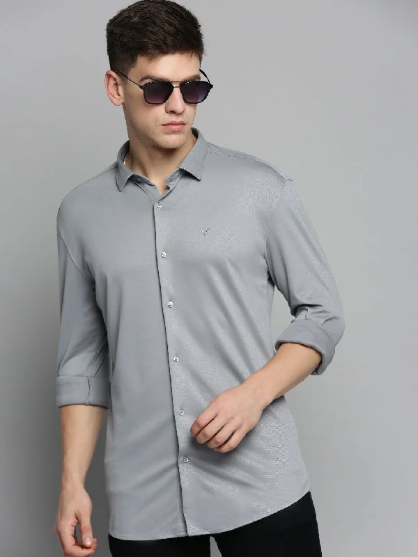 Men's Short - Sleeve Linen Casual Shirts in Light Khaki for a Breathable Summer OptionMen Grey Solid Casual Shirt Men's Short - Sleeve Linen Casual Shirts in Light Khaki for a Breathable Summer OptionMen Grey Solid Casual Shirt