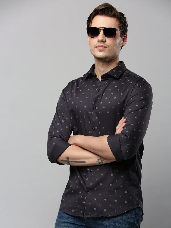 Plus Size Men's Striped Chambray Casual Shirts with a Spread Collar for a Preppy AppearanceMen Black Printed Casual Shirt Plus Size Men's Striped Chambray Casual Shirts with a Spread Collar for a Preppy AppearanceMen Black Printed Casual Shirt