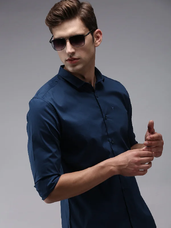 Men's Tailored Fit Checkered Casual Shirts in Multicolor for a Smart - Casual EnsembleMen Blue Solid Casual Shirt Men's Tailored Fit Checkered Casual Shirts in Multicolor for a Smart - Casual EnsembleMen Blue Solid Casual Shirt