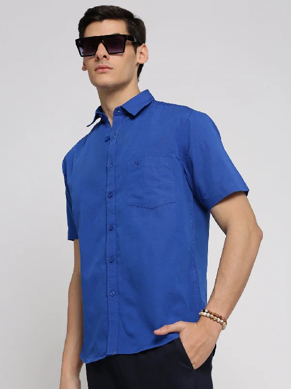 Men's Embroidered Detail Casual Shirts in Beige for a Touch of EleganceMen Blue Spread Collar Solid Shirt Men's Embroidered Detail Casual Shirts in Beige for a Touch of EleganceMen Blue Spread Collar Solid Shirt