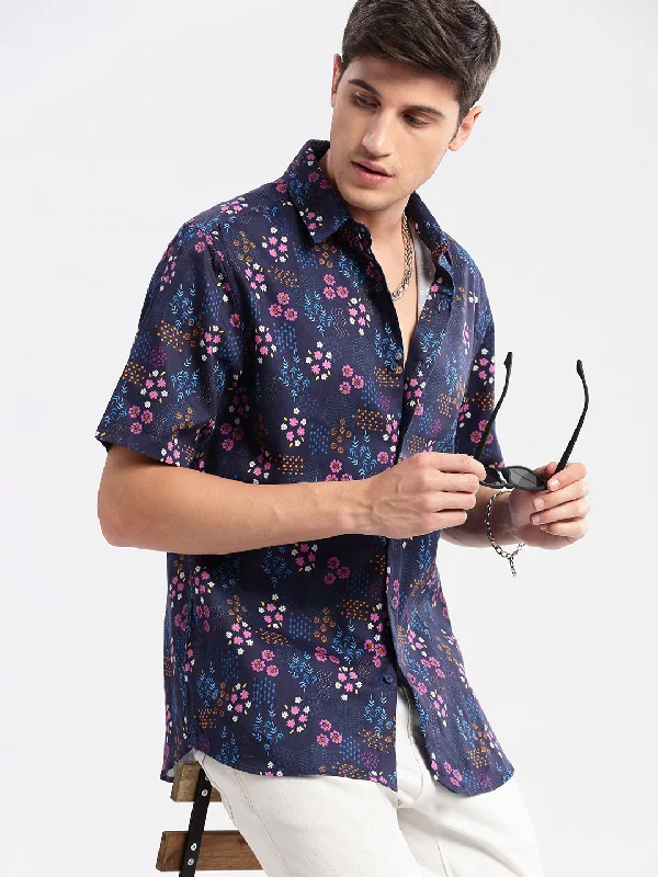 Men's Long - Line Oversized Casual Shirts in Dark Gray for a Relaxed and Modern LookMen Spread Collar Floral Navy Blue Casual Shirt Men's Long - Line Oversized Casual Shirts in Dark Gray for a Relaxed and Modern LookMen Spread Collar Floral Navy Blue Casual Shirt
