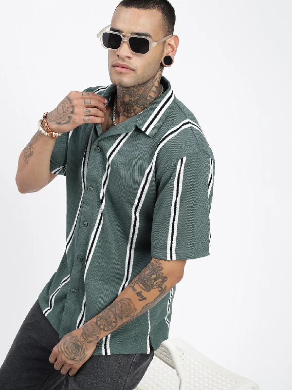 Men's Button - Down Oxford Casual Shirts in Crisp White for a Classic and Versatile StyleMen Striped Green Relaxed Fit Shirt Men's Button - Down Oxford Casual Shirts in Crisp White for a Classic and Versatile StyleMen Striped Green Relaxed Fit Shirt