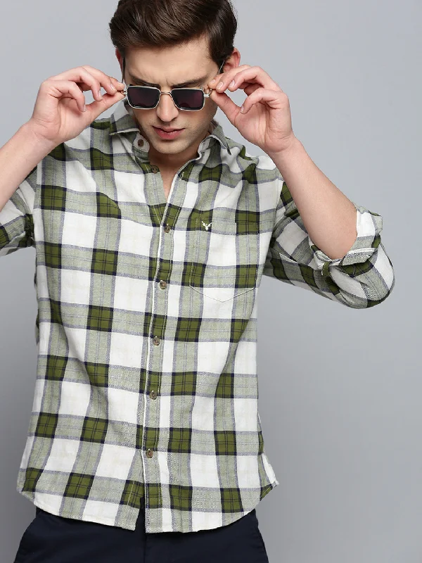 Men's Retro - Style Hawaiian Print Casual Shirts in Bold Patterns for a Tropical VacationMen Beige Checked Casual Shirt Men's Retro - Style Hawaiian Print Casual Shirts in Bold Patterns for a Tropical VacationMen Beige Checked Casual Shirt
