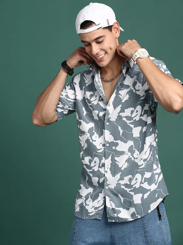 Men's Retro - Style Hawaiian Print Casual Shirts in Bold Patterns for a Tropical VacationMen Abstract Grey Slim Fit Shirt Men's Retro - Style Hawaiian Print Casual Shirts in Bold Patterns for a Tropical VacationMen Abstract Grey Slim Fit Shirt