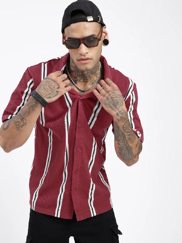 Men's Graphic - Printed Casual Shirts with Pop - Culture References for a Fun and Stylish LookMen Striped Maroon Relaxed Fit Shirt