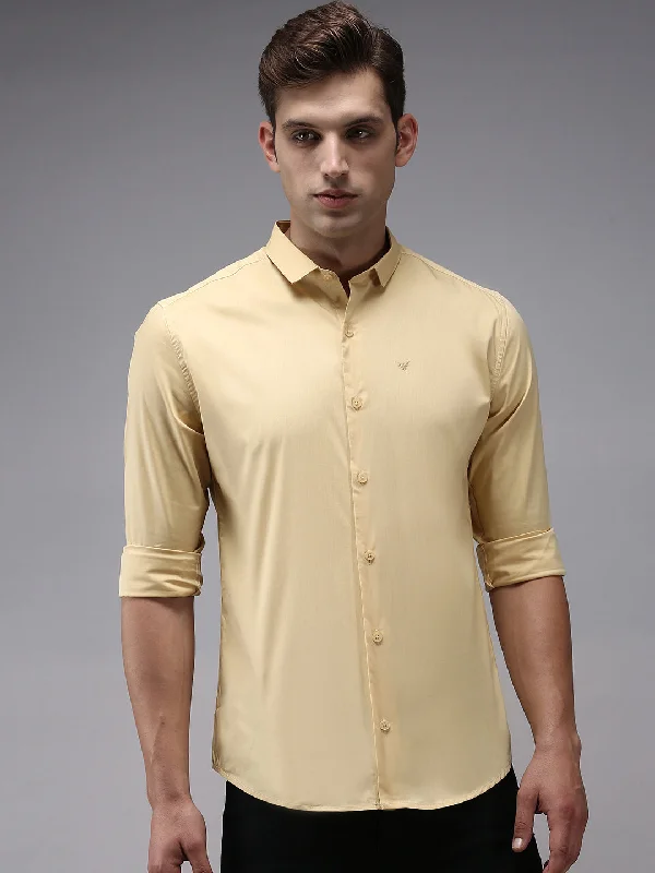 Men's Thermal - Lined Casual Shirts in Black for Added Warmth in Cold WeatherMen Yellow Solid Casual Shirt Men's Thermal - Lined Casual Shirts in Black for Added Warmth in Cold WeatherMen Yellow Solid Casual Shirt