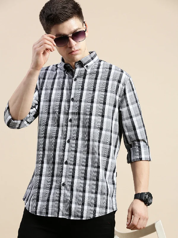Men's Two - Tone Contrast Panel Casual Shirts in White and Navy for a Stylish and Eye - Catching DesignMen Grey Checked Casual Shirt Men's Two - Tone Contrast Panel Casual Shirts in White and Navy for a Stylish and Eye - Catching DesignMen Grey Checked Casual Shirt
