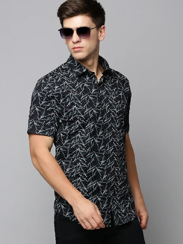 Plus Size Men's Striped Chambray Casual Shirts with a Spread Collar for a Preppy AppearanceMen Black Printed Casual Shirt Plus Size Men's Striped Chambray Casual Shirts with a Spread Collar for a Preppy AppearanceMen Black Printed Casual Shirt