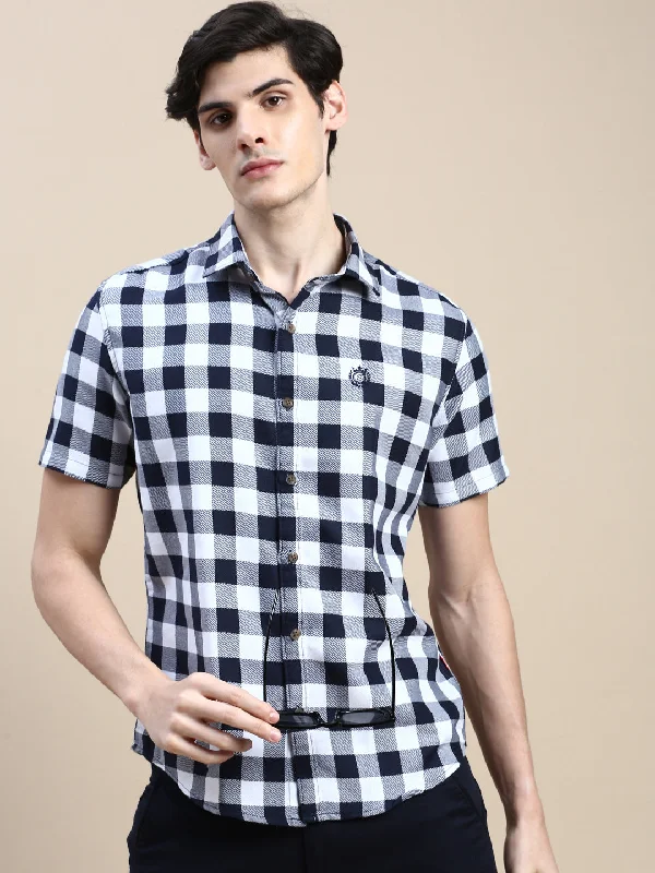 Men's Long - Line Oversized Casual Shirts in Dark Gray for a Relaxed and Modern LookMen White Checked Casual Shirt Men's Long - Line Oversized Casual Shirts in Dark Gray for a Relaxed and Modern LookMen White Checked Casual Shirt