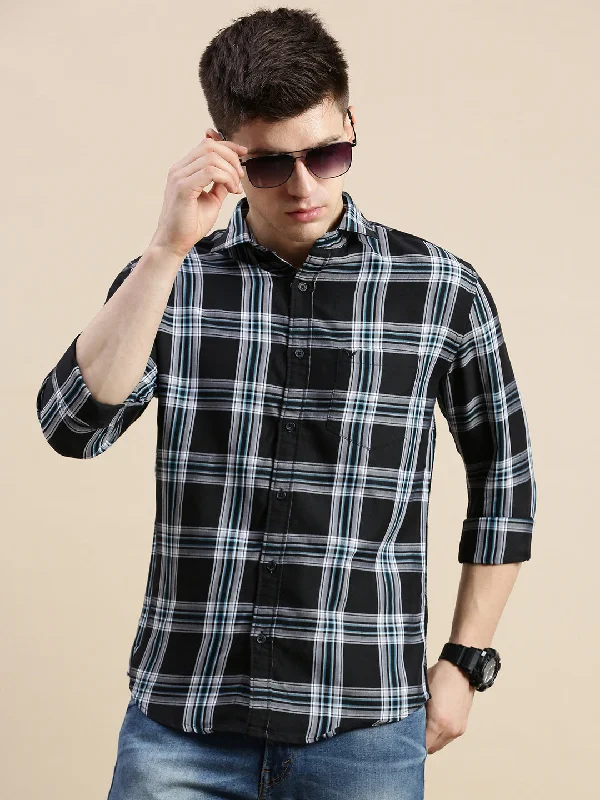 Men's Thermal - Lined Casual Shirts in Black for Added Warmth in Cold WeatherMen Spread Collar Checked Black Shirt Men's Thermal - Lined Casual Shirts in Black for Added Warmth in Cold WeatherMen Spread Collar Checked Black Shirt
