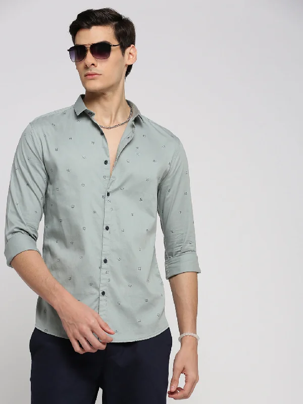 Men's Distressed Denim Casual Shirts with Frayed Edges for a Trendy and Rugged LookMen Sea Green Spread Collar Graphic Shirt Men's Distressed Denim Casual Shirts with Frayed Edges for a Trendy and Rugged LookMen Sea Green Spread Collar Graphic Shirt