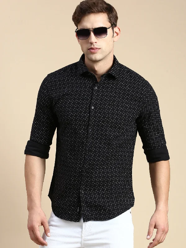Men's Thermal - Lined Casual Shirts in Black for Added Warmth in Cold WeatherMen Black Printed Casual Shirt Men's Thermal - Lined Casual Shirts in Black for Added Warmth in Cold WeatherMen Black Printed Casual Shirt
