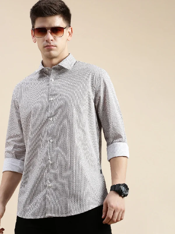 Men's Tailored Fit Checkered Casual Shirts in Multicolor for a Smart - Casual EnsembleMen White Geometrical Casual Shirt Men's Tailored Fit Checkered Casual Shirts in Multicolor for a Smart - Casual EnsembleMen White Geometrical Casual Shirt