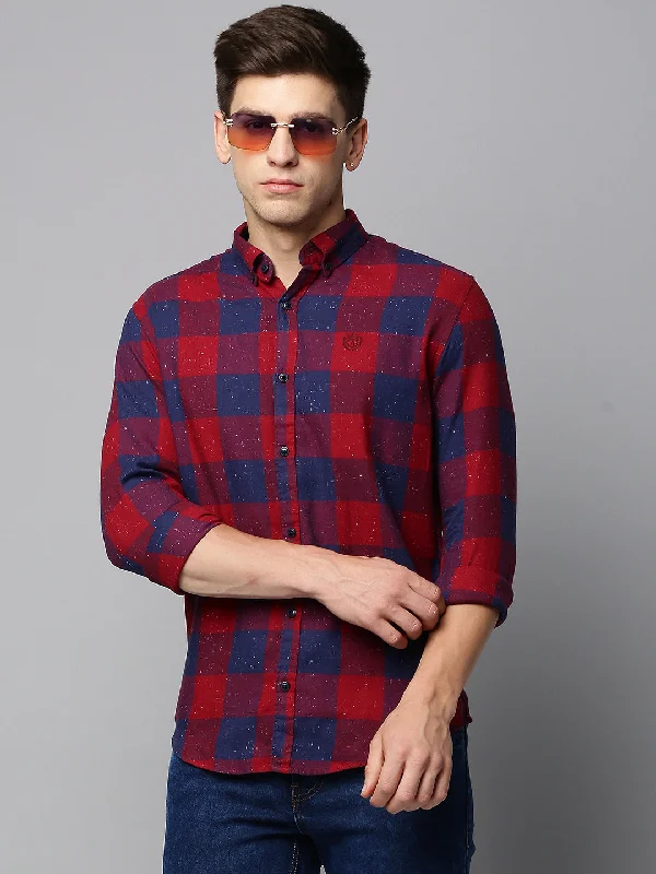 Plus Size Men's Striped Chambray Casual Shirts with a Spread Collar for a Preppy AppearanceMen Maroon Checked Casual Shirt