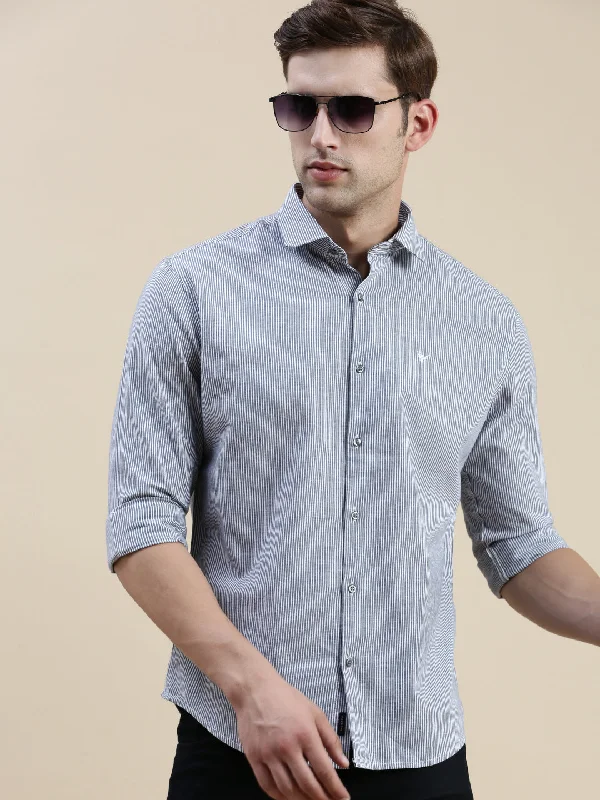 Plus Size Men's Striped Chambray Casual Shirts with a Spread Collar for a Preppy AppearanceMen Spread Collar Striped Grey Shirt Plus Size Men's Striped Chambray Casual Shirts with a Spread Collar for a Preppy AppearanceMen Spread Collar Striped Grey Shirt