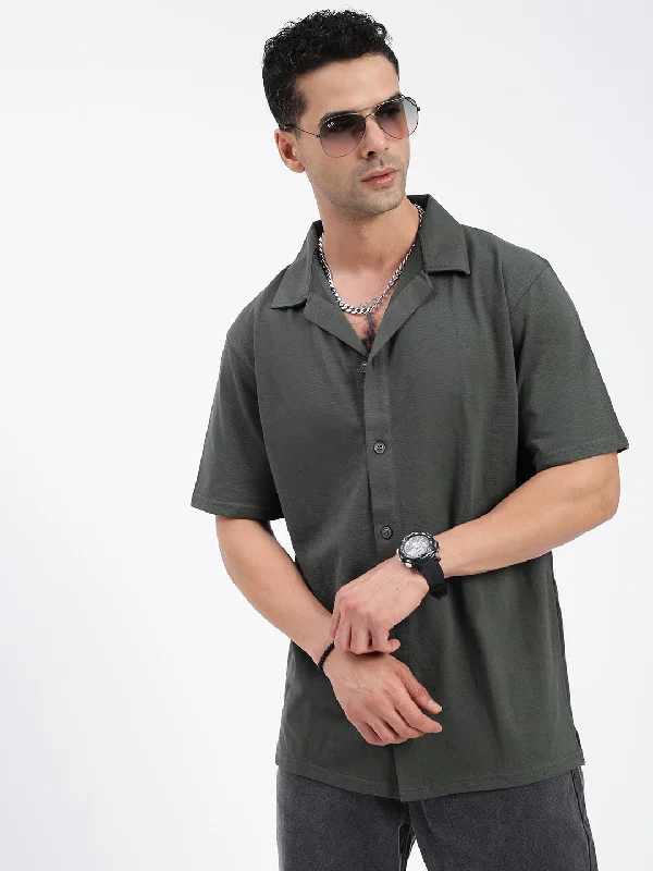 Men's Slim - Fit Printed Floral Casual Shirts in Pastel Colors for a Spring - Inspired VibeMen Solid Green Relaxed Fit Shirt Men's Slim - Fit Printed Floral Casual Shirts in Pastel Colors for a Spring - Inspired VibeMen Solid Green Relaxed Fit Shirt