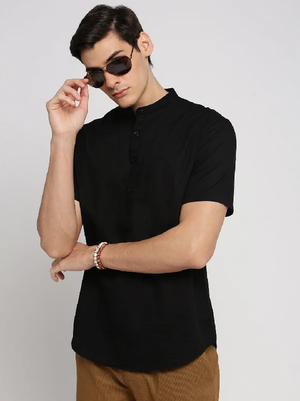 Men's Distressed Denim Casual Shirts with Frayed Edges for a Trendy and Rugged LookMen Black Solid Mandarin Collar Casual Short Shirt Men's Distressed Denim Casual Shirts with Frayed Edges for a Trendy and Rugged LookMen Black Solid Mandarin Collar Casual Short Shirt