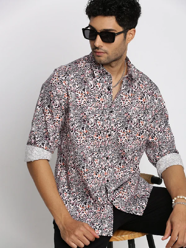 Men's Embroidered Detail Casual Shirts in Beige for a Touch of EleganceMen Black Spread Collar Animal Shirt Men's Embroidered Detail Casual Shirts in Beige for a Touch of EleganceMen Black Spread Collar Animal Shirt