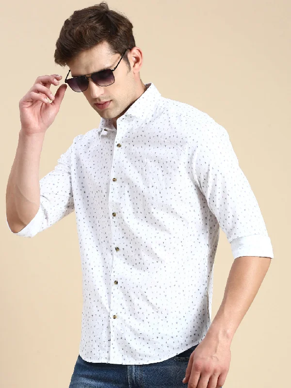 Men's Tailored Fit Checkered Casual Shirts in Multicolor for a Smart - Casual EnsembleMen White Printed Casual Shirt Men's Tailored Fit Checkered Casual Shirts in Multicolor for a Smart - Casual EnsembleMen White Printed Casual Shirt