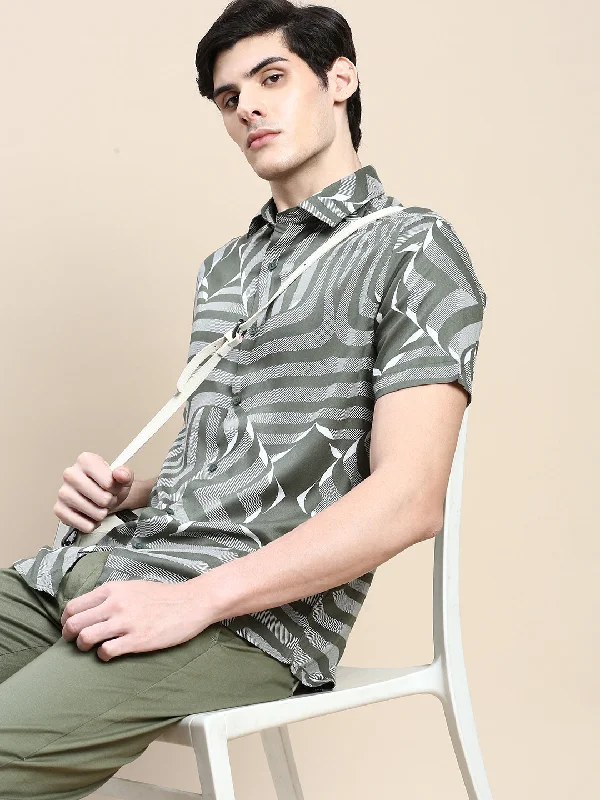 Men's Shearling - Lined Collar Casual Shirts in Brown for a Rustic and Warm AppealMen Green Graphics Casual Shirt Men's Shearling - Lined Collar Casual Shirts in Brown for a Rustic and Warm AppealMen Green Graphics Casual Shirt