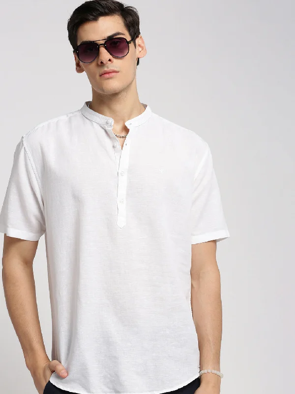 Men's Long - Line Oversized Casual Shirts in Dark Gray for a Relaxed and Modern LookMen White Solid Mandarin Collar Casual Short Shirt Men's Long - Line Oversized Casual Shirts in Dark Gray for a Relaxed and Modern LookMen White Solid Mandarin Collar Casual Short Shirt
