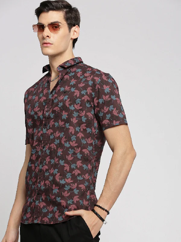 Men's Shearling - Lined Collar Casual Shirts in Brown for a Rustic and Warm AppealMen Maroon Spread Collar Floral Shirt Men's Shearling - Lined Collar Casual Shirts in Brown for a Rustic and Warm AppealMen Maroon Spread Collar Floral Shirt