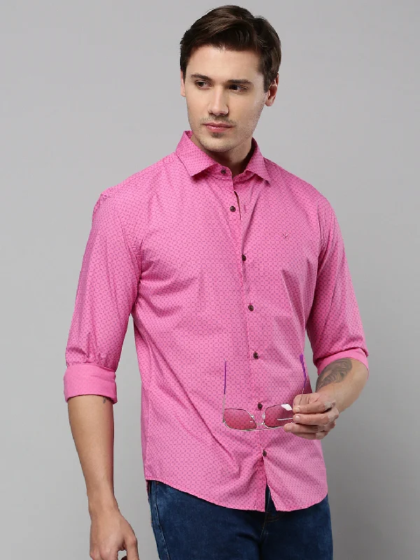 Men's Tailored Fit Checkered Casual Shirts in Multicolor for a Smart - Casual EnsembleMen Pink Printed Casual Shirt Men's Tailored Fit Checkered Casual Shirts in Multicolor for a Smart - Casual EnsembleMen Pink Printed Casual Shirt