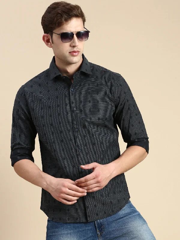 Men's Embroidered Detail Casual Shirts in Beige for a Touch of EleganceMen Navy Solid Casual Shirt Men's Embroidered Detail Casual Shirts in Beige for a Touch of EleganceMen Navy Solid Casual Shirt