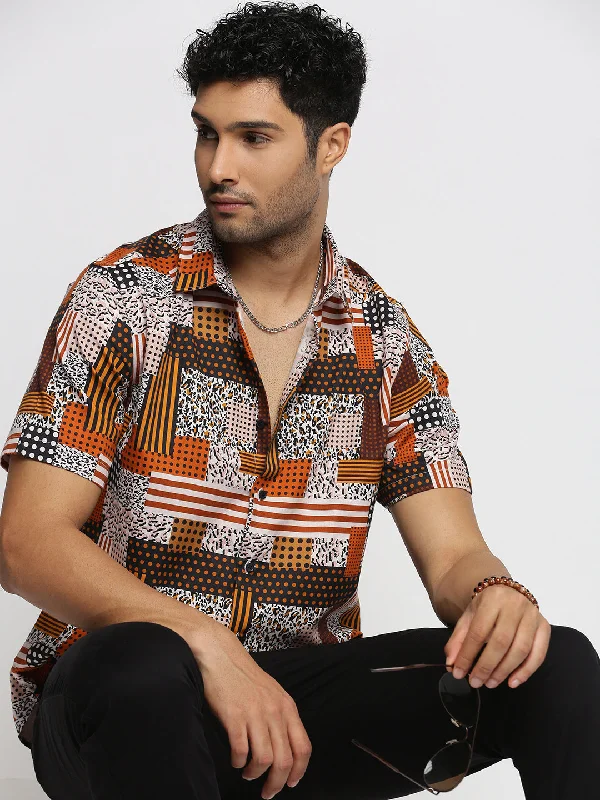 Men's Short - Sleeve Linen Casual Shirts in Light Khaki for a Breathable Summer OptionMen Rust Spread Collar Abstract Shirt Men's Short - Sleeve Linen Casual Shirts in Light Khaki for a Breathable Summer OptionMen Rust Spread Collar Abstract Shirt