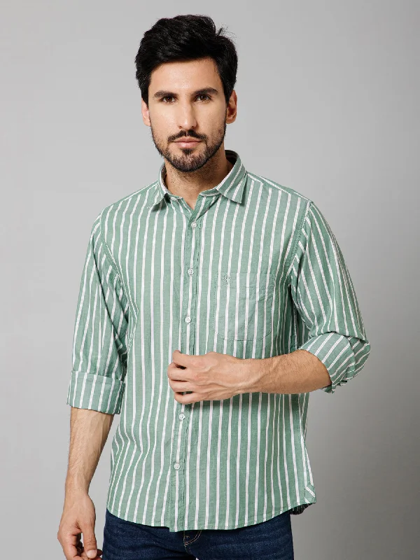 Plus Size Men's Plaid Flannel Casual Shirts in Earth Tones for a Cozy Fall OutfitMen's Light Green Casual Narrow Stripe Full Sleeve Shirt Plus Size Men's Plaid Flannel Casual Shirts in Earth Tones for a Cozy Fall OutfitMen's Light Green Casual Narrow Stripe Full Sleeve Shirt