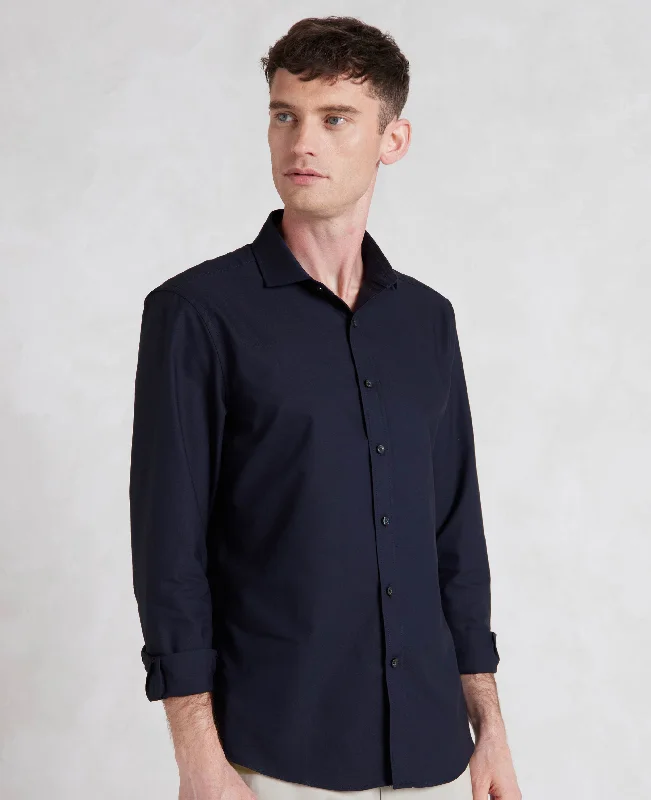 Plus Size Men's Striped Chambray Casual Shirts with a Spread Collar for a Preppy AppearanceNavy Slim Fit Oxford Shirt Plus Size Men's Striped Chambray Casual Shirts with a Spread Collar for a Preppy AppearanceNavy Slim Fit Oxford Shirt