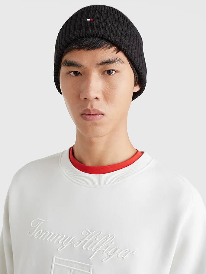 Men's Sustainable Recycled Material Casual Shirts for Eco - Conscious ConsumersTommy Hilfiger Essential Flag Beanie Men's Sustainable Recycled Material Casual Shirts for Eco - Conscious ConsumersTommy Hilfiger Essential Flag Beanie