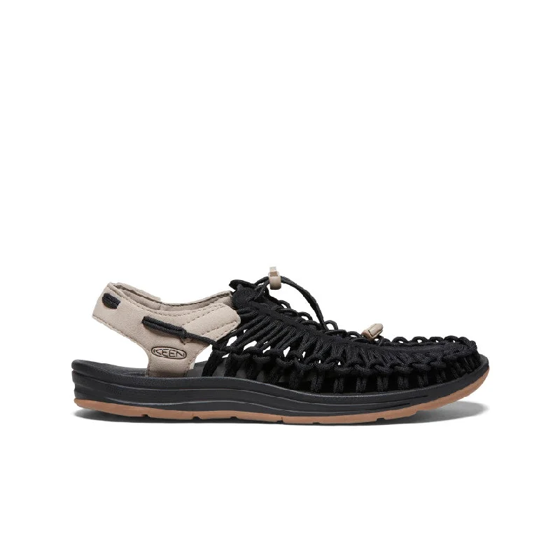 Men's leather sandals with an adjustable strapMen's UNEEK Sneaker | Black/Plaza Taupe Men's leather sandals with an adjustable strapMen's UNEEK Sneaker | Black/Plaza Taupe