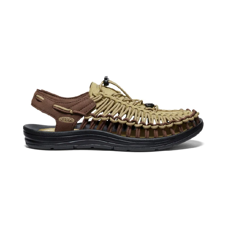 Men's sandals with a perforated leather upper for ventilationMen's UNEEK Sneaker | Khaki/Dark Earth Men's sandals with a perforated leather upper for ventilationMen's UNEEK Sneaker | Khaki/Dark Earth