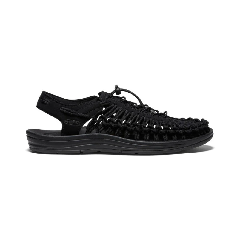 Men's sandals with a pointed toe for a stylish lookMen's UNEEK Sneaker | Black/Black Men's sandals with a pointed toe for a stylish lookMen's UNEEK Sneaker | Black/Black