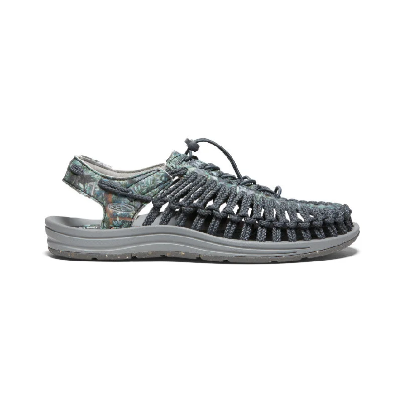 Men's sandals with a pointed toe for a stylish lookMen's UNEEK Sneaker x ELNEST | Yakushima Forestra Camo Men's sandals with a pointed toe for a stylish lookMen's UNEEK Sneaker x ELNEST | Yakushima Forestra Camo