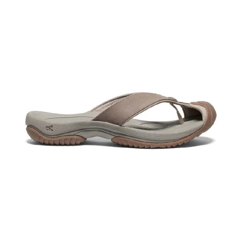 Men's sandals with a buckle closureMen's Waimea Leather Flip-Flop  |  Brindle/Birch