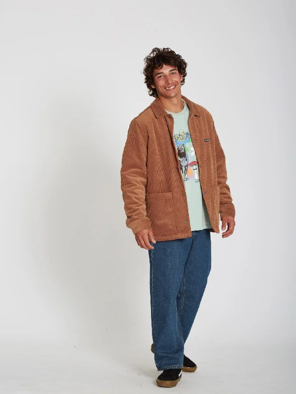 Men jackets with a built - in hood that can be stowed away when not in useBenvord Ii Jacket - MOCHA Men jackets with a built - in hood that can be stowed away when not in useBenvord Ii Jacket - MOCHA