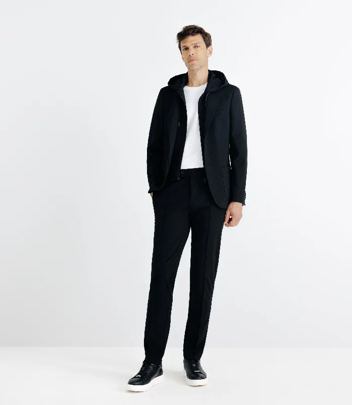 Men's Pin - Striped Wool - Blend Blazer in Navy and White for a Traditional Business AttireVeste en maille avec parmenture noire Men's Pin - Striped Wool - Blend Blazer in Navy and White for a Traditional Business AttireVeste en maille avec parmenture noire